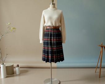 Vintage 90s Tartan Kilt Skirt: Plaid Maxi, Size US 10-12