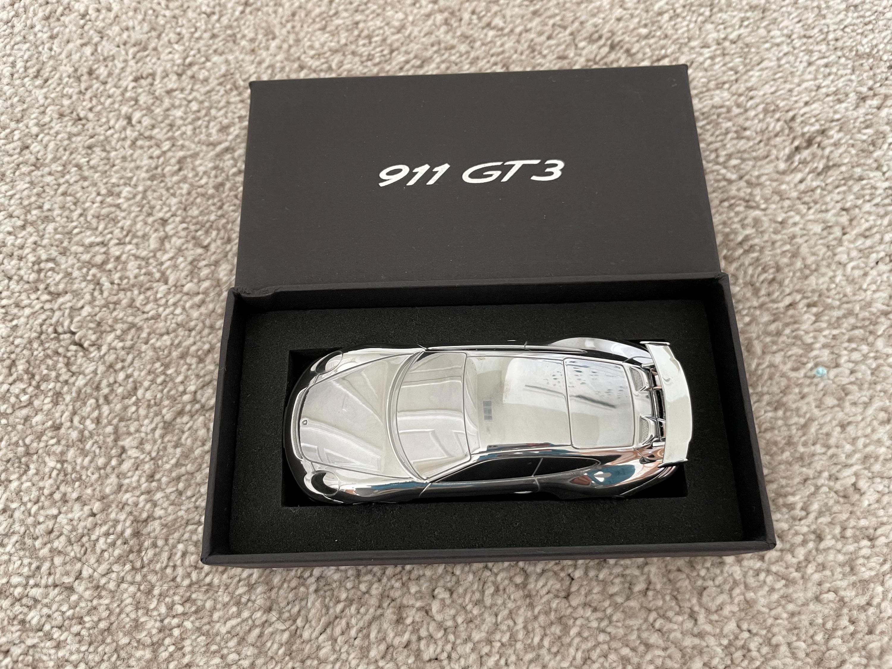 ポルシェ オリジナル 911 991.2 GT3 1:43 ペーパーウェイト