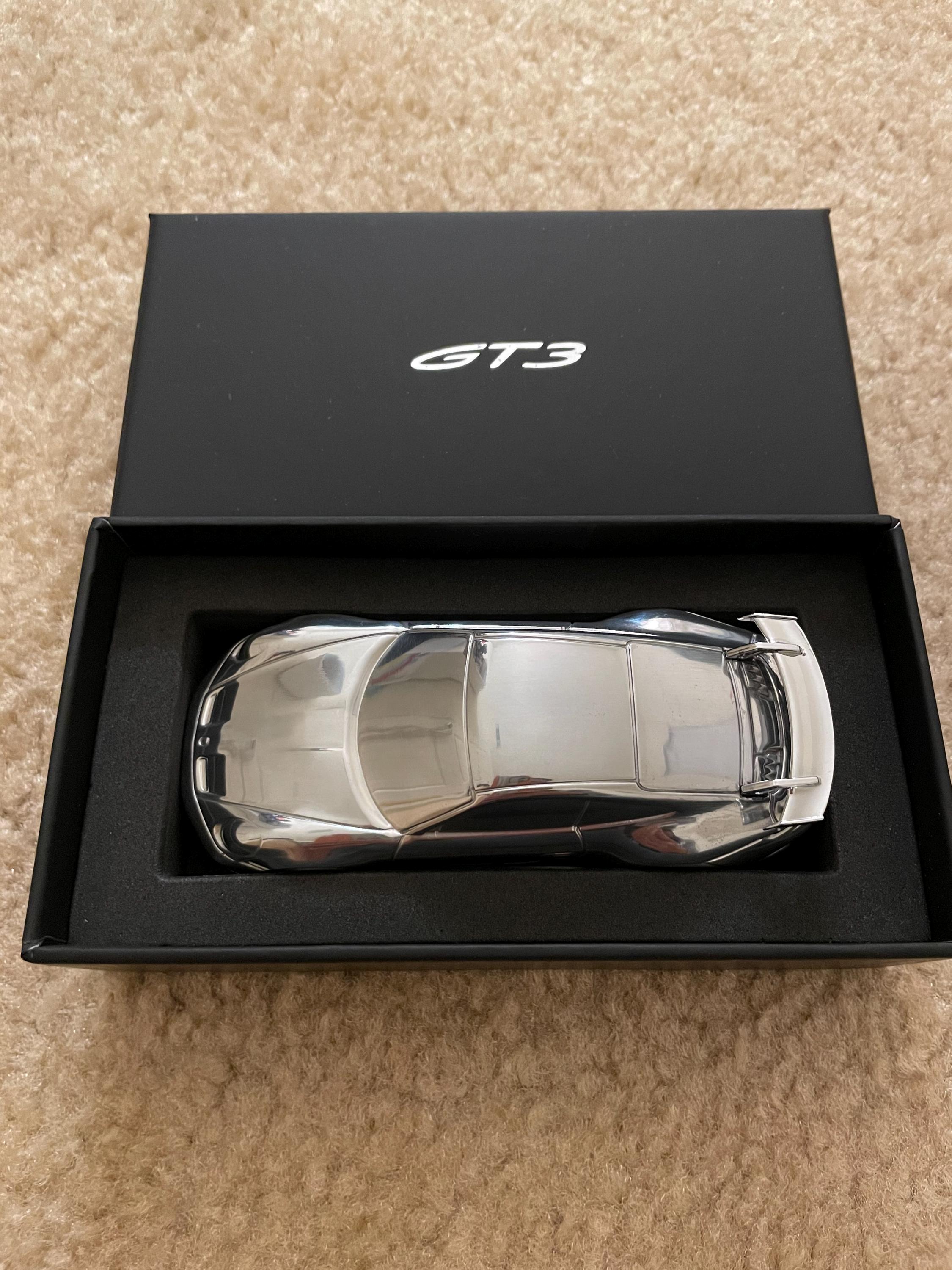 ポルシェ 911 992 GT3 1:43 ペーパーウェイト アルミニウム