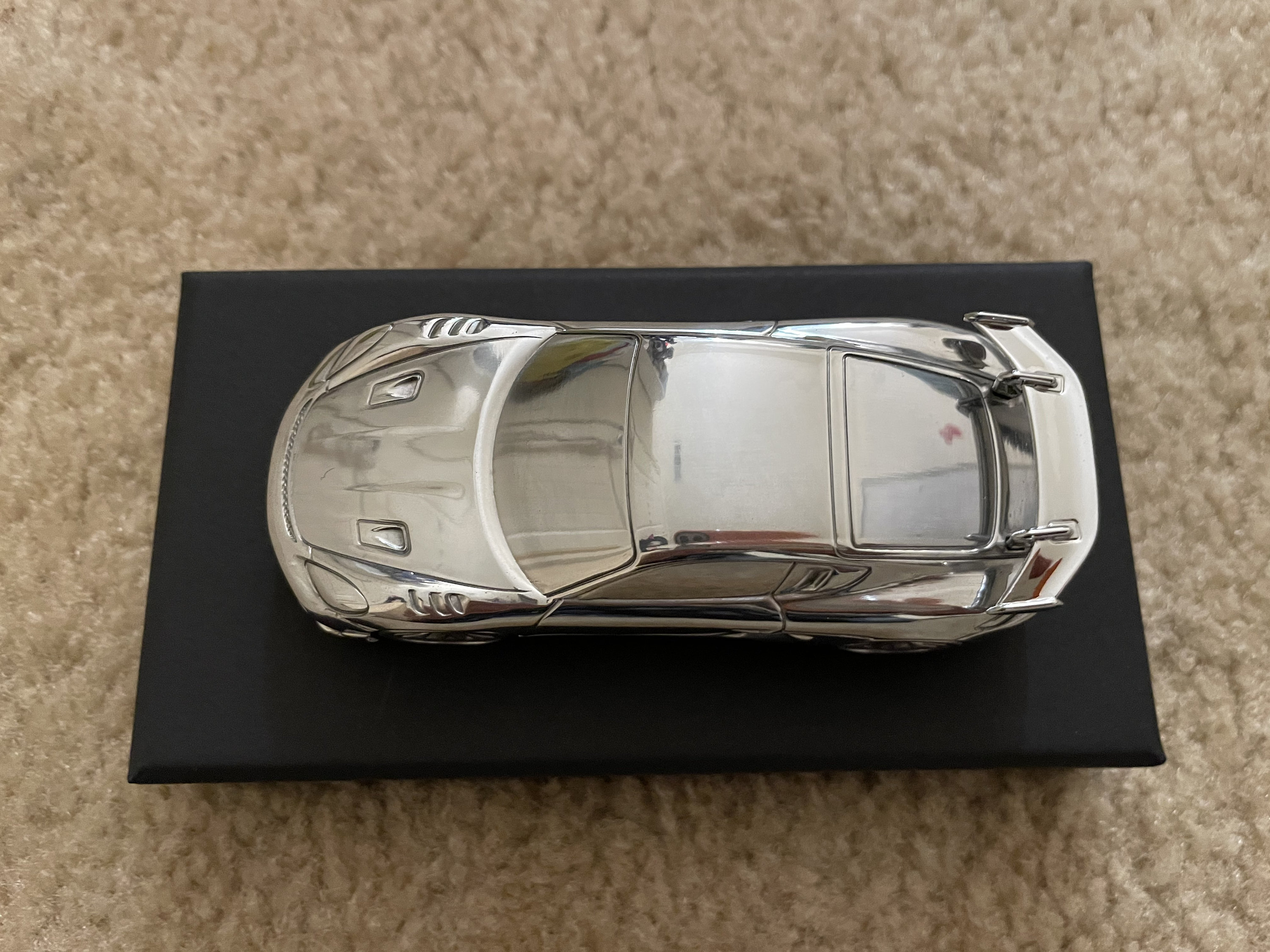 ポルシェ 718 ケイマン GT4 RS アルミ製ペーパーウェイト1/43 楽天市場】ポルシェ特注 1/43 ポルシェ 718 ケイマン GT4 RS 982