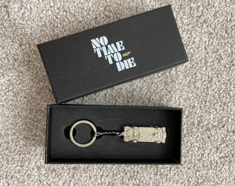 非売品　007 ASTON MARTIN DB810 キーチェーン 非売品 007 ASTON MARTIN DB810 キーチェーン - キーホルダー新 発売