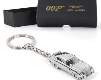 非売品　007 ASTON MARTIN DB810 キーチェーン New~ 007 JAMES BOND Aston Martin DBS Keychain Keyring Silver