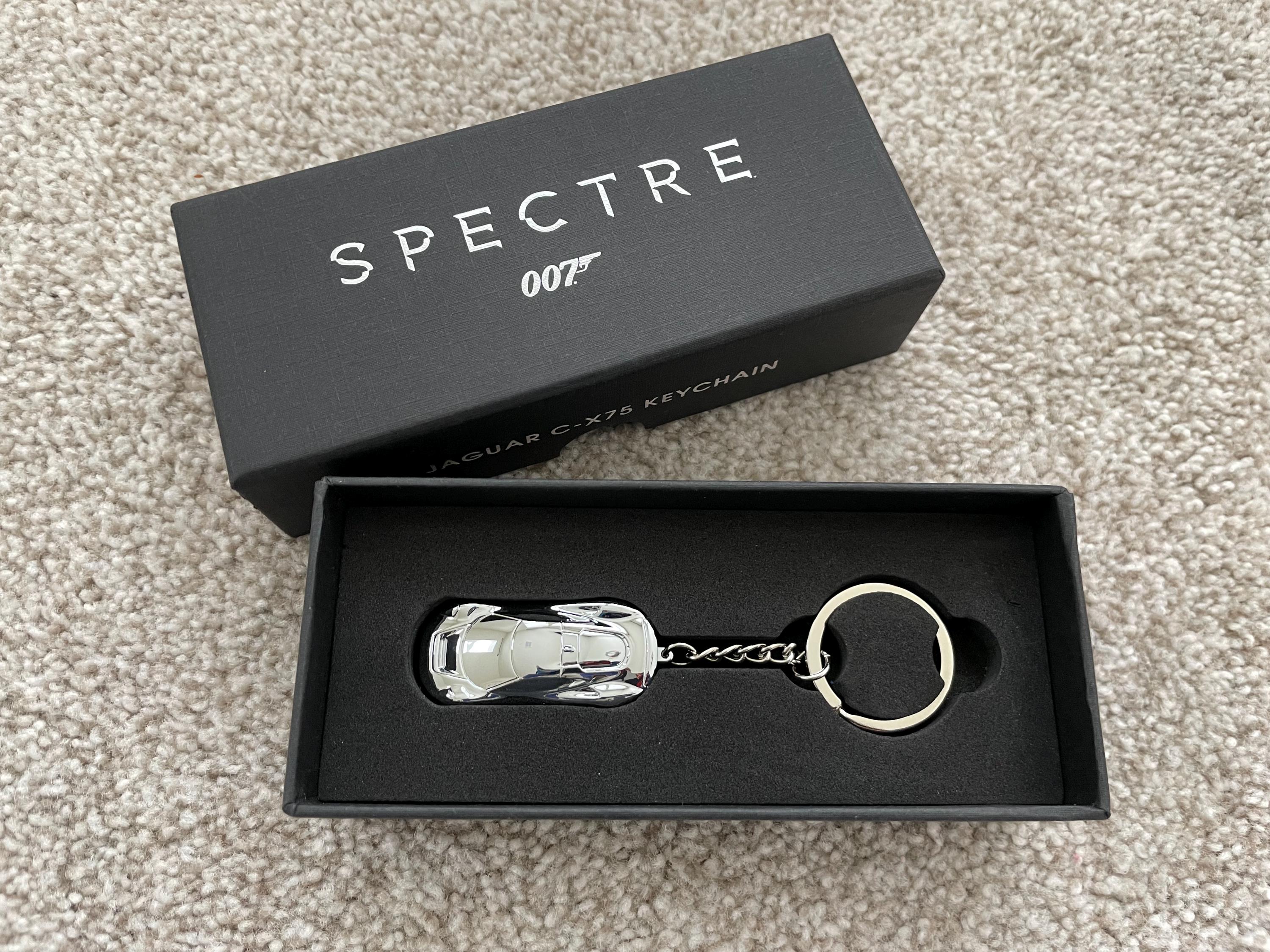 【半額】 007 C-X75 Jaguar New~ JAMES Etsy - Keyring Keychain Spectre BOND 小物・アクセサリー