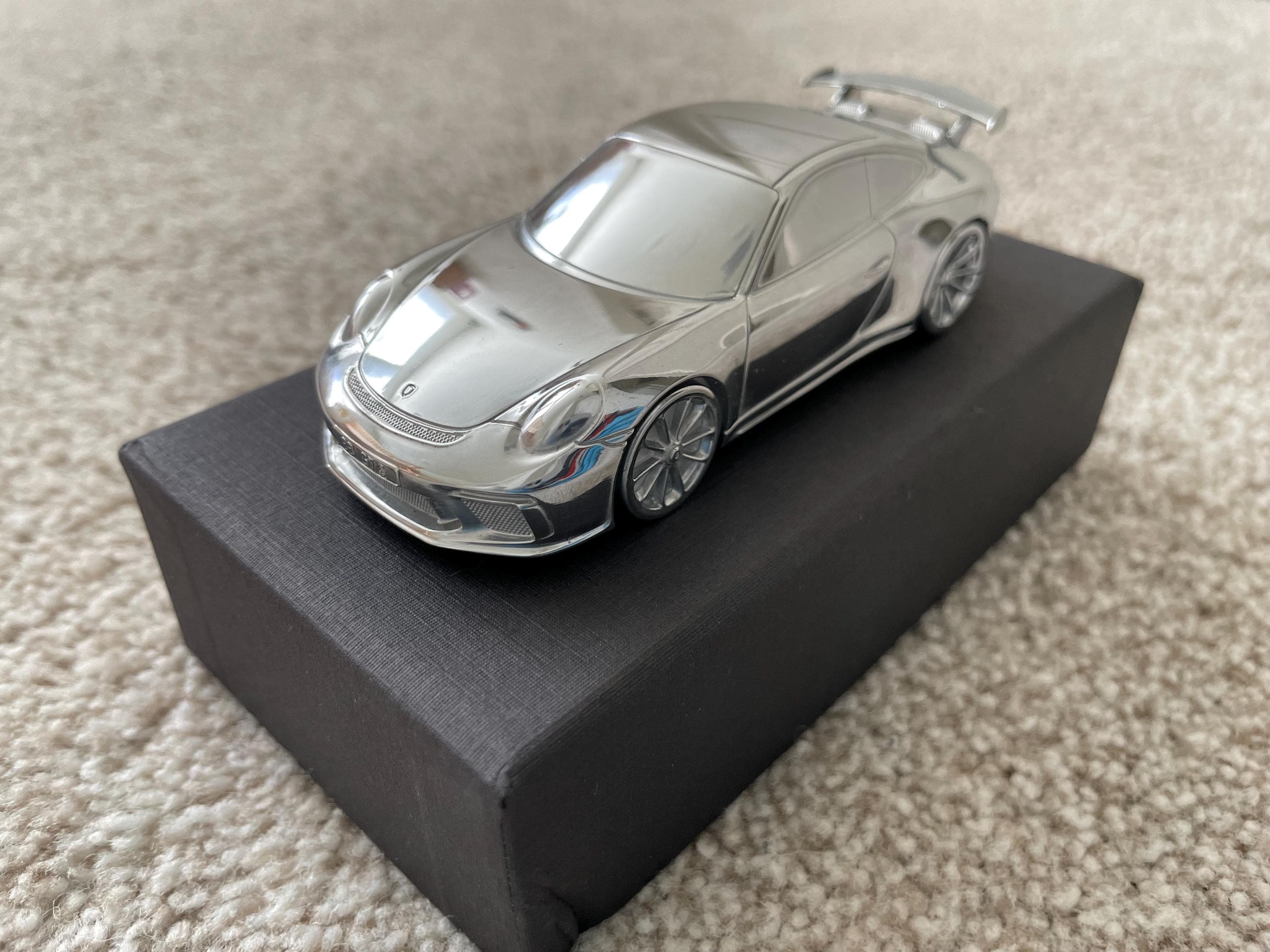 Porsche 911 Carrera ペーパーウェイト1/43 Porsche 911 Carrera Aluminum Billet Chrome Model Scale 1:43