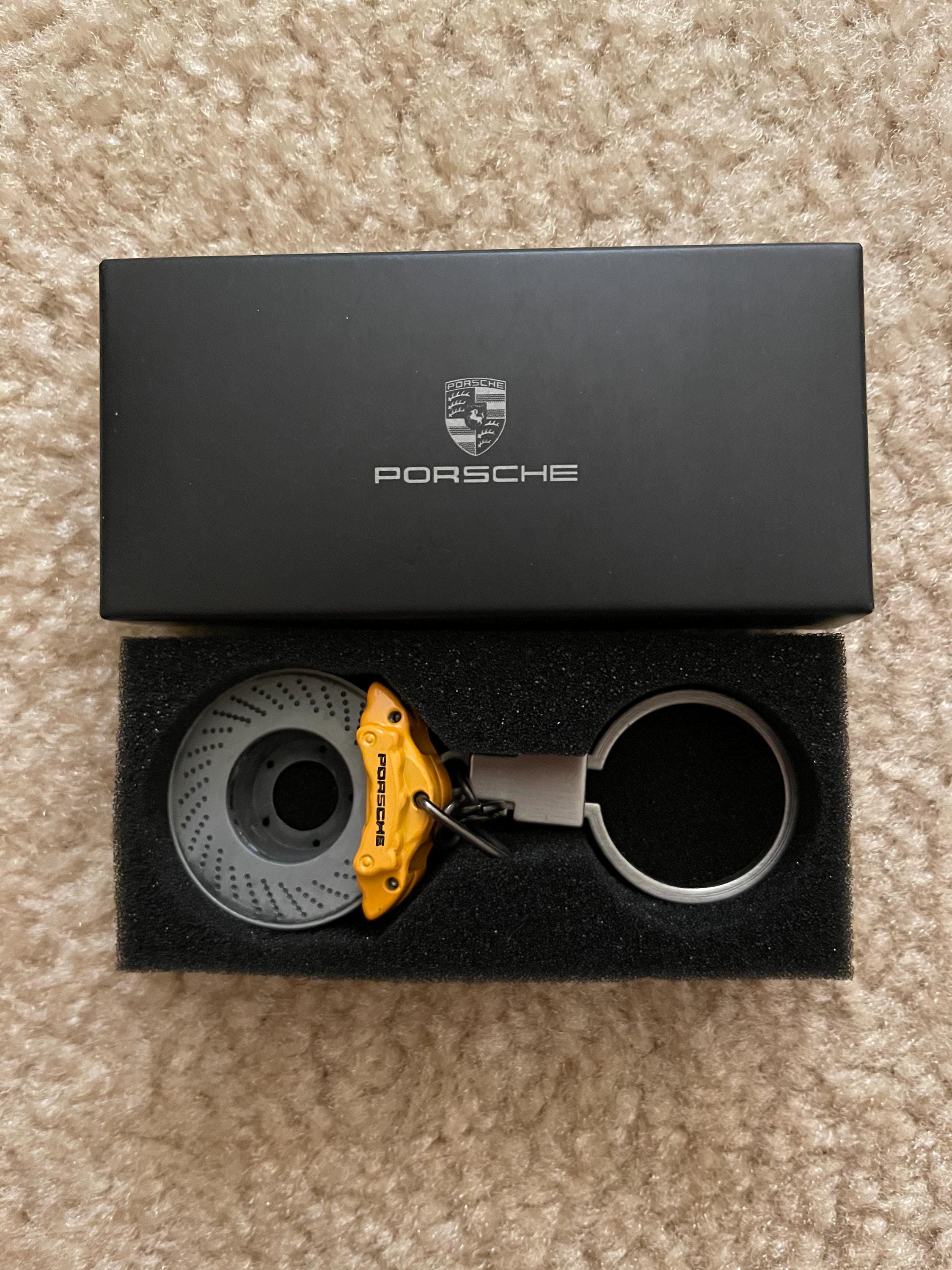 【極美品】 PORSCHE  911 GTS KEYRING  キーリング il_340x270.6163863630_37oh.jpg