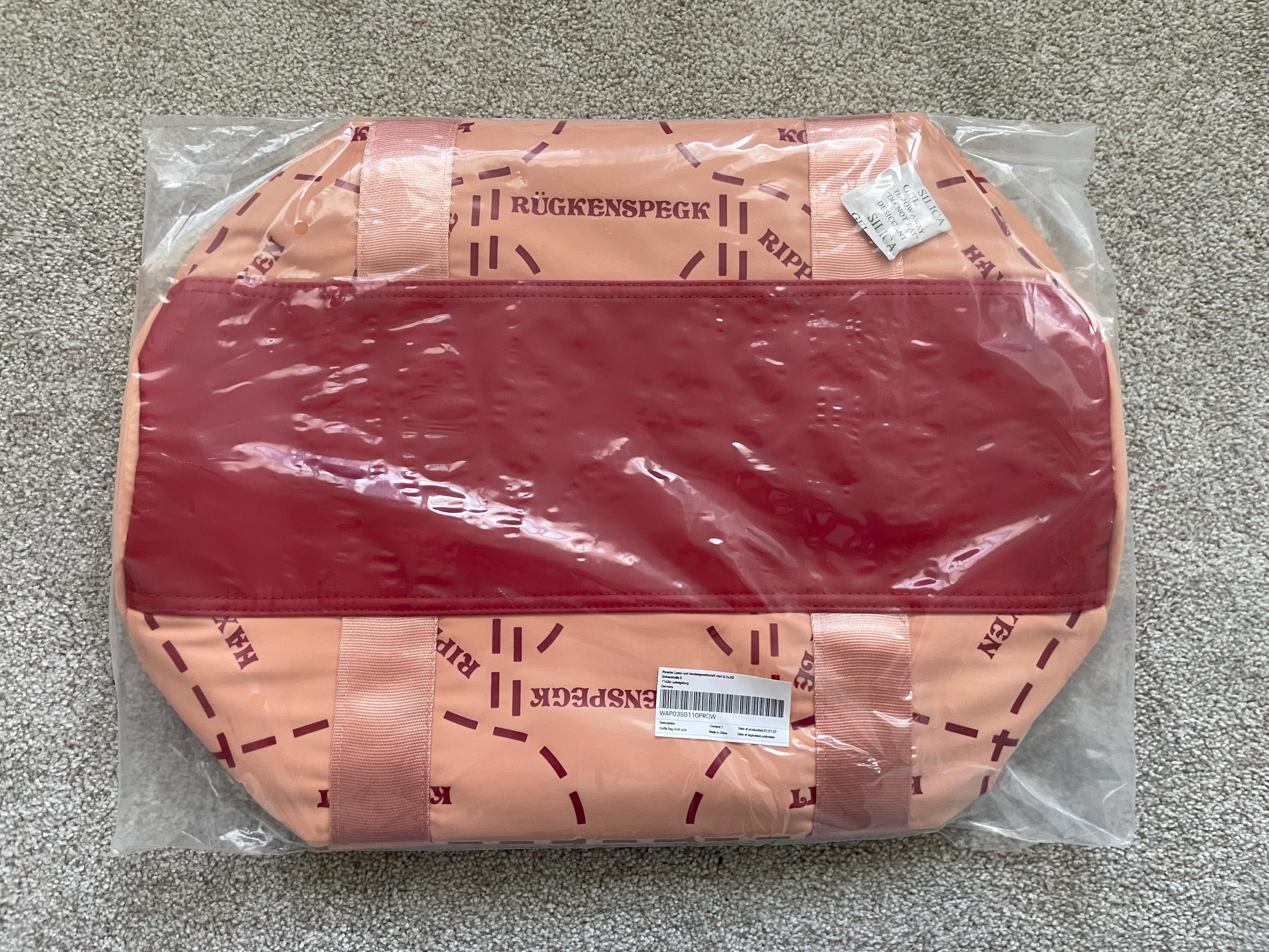 ポルシェ オリジナル 917 ピンク ピッグ No. 23 ダッフルバッグ