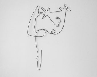 Contemporary dancer sculpture, wire art, wall decoration