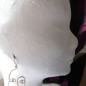 Boucles d'oreilles visage Sissi brin d'acier image 2