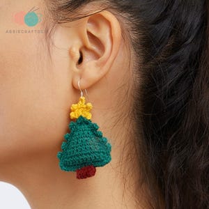 Micro Crochet Christmas tree earrings,handmade earrings,Gift For Her,Christmas earrings,gift for mom,ChristmasDecorations Gifts,Winter Decor