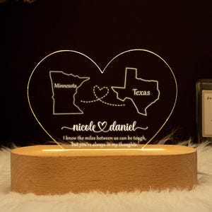 Luz nocturna personalizada con dos mapas, siempre bajo el mismo cielo, lámpara para relaciones a distancia, regalo de despedida, regalo de pareja para San Valentín.
