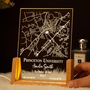 Plaque de remise des diplômes de carte scolaire personnalisée, lampe de nuit LED carte de l'université personnalisée, cadeaux uniques pour diplômés, personnes âgées, lycée, cadeau de Noël