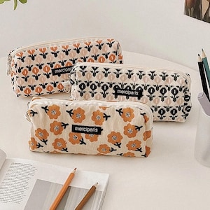 Vintage corduroy etui – bloemen en geruite patronen | Etui met ritssluiting voor pennen en briefpapier