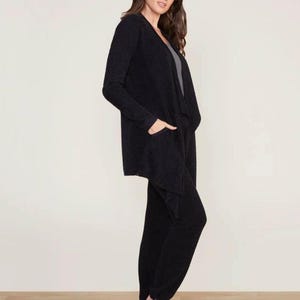 Manta envolvente tipo isla CozyChic Lite de Barefoot Dreams imagen 2
