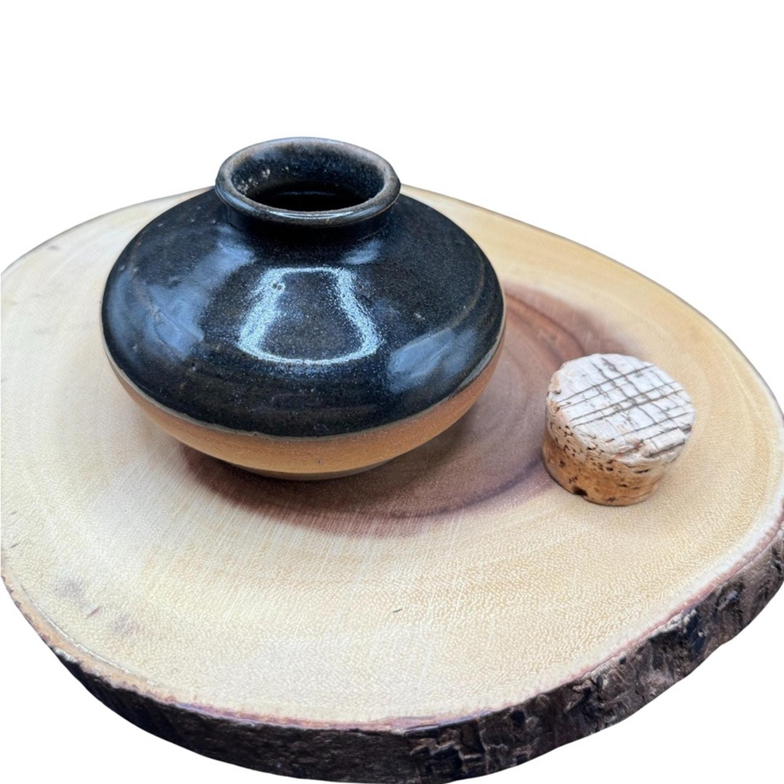 Mid Century 1960s SIGNE PERSSON MELIN Vase: Scandinavian Pottery