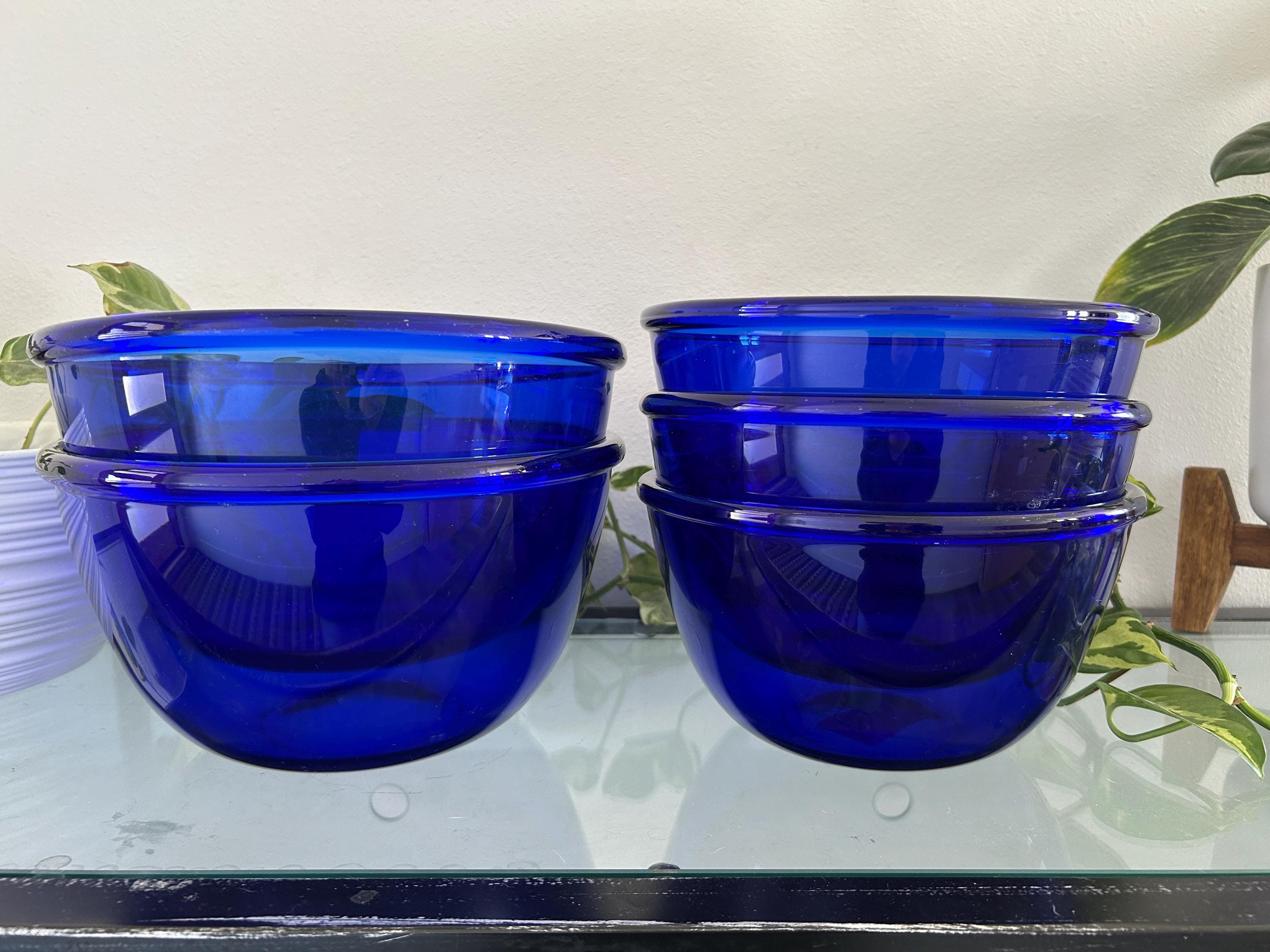 Arcoroc Kobaltblau Rührschüsseln Vintage französisches Glas, zwei Größen zur Auswahl - 20,3 cm oder 24,5 cm