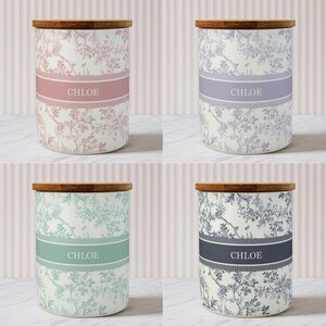 Toile Personalized Name Candle For Friend Candle Custom Gift, Luxury Candle For Her Mom Candle For Sister, Soy Candle Scented Candle Gift image 6