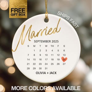 Married Ornament Calendar Gift Personalized Wedding Date Ornament Keepsake Wedding Gift For Newlywed Ornament First Christmas Anniversary