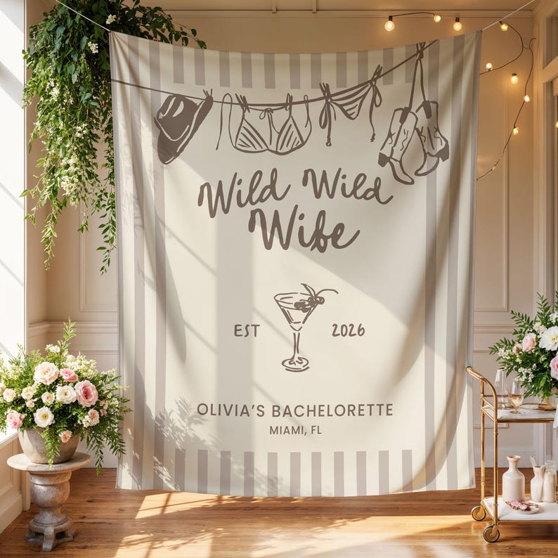 Puede incluir: Un tel&oacute;n de fondo a rayas beige y gris con el texto "Wild Wild Wife" y "Olivia's Bachelorette Miami, FL". El dise&ntilde;o incluye ilustraciones de un sombrero de vaquero, un bikini y botas. Tambi&eacute;n se presenta una copa de c&oacute;ctel.