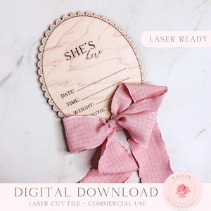 Disco de información estadística ovalado para bebé niña SVG, accesorio fotográfico festoneado para recién nacida, archivo láser digital para recién nacida, decoración infantil para niña