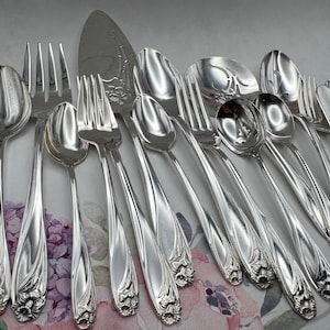 Vintage DAFFODIL Silver Plate Flatware Sets - 20 Piece Service for 4, Various Serving Sets - Sold Separately