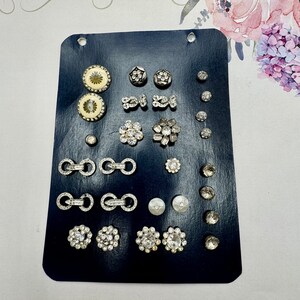 Boutons vintage rares en strass Art déco - Exemple de carte de vente - Divers styles - Exemple fascinant de mode vintage - Objets de collection
