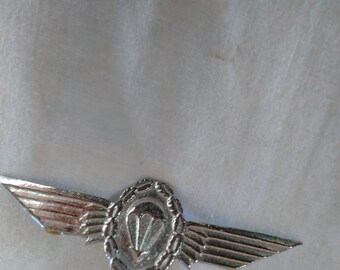 Vintage Winged Air Ballon Pin Pilot Wings ? 4 inch