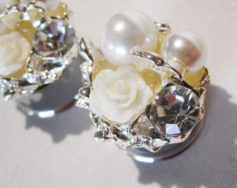 Pair of Plugs with Ivory Flowers, Rhinestones, and Pearls - Bridal Gauges - Formal Prom - 5/8", 3/4", 7/8" (16mm, 19mm, 22mm)