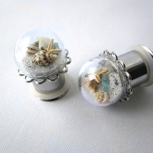 Pair of Beach in a Bubble Statement Plugs Real Sand Shells Sea Glass Starfish 7/8 image 2