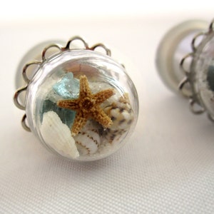 Pair of Beach in a Bubble Statement Plugs Real Sand Shells Sea Glass Starfish 7/8 image 3