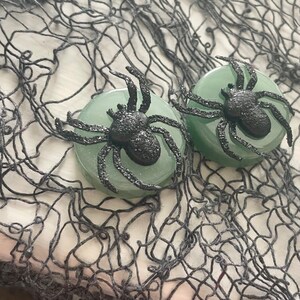 One of a Kind Pair of Green Jade and Spider Plugs Halloween Gauges 1 25mm OOAK image 7