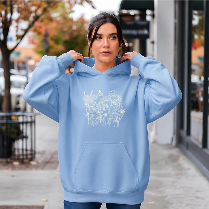 Wildflower Pullover Hoodie Botanical Drawing Floral Graphic Cotton Polyester Kangaroo Pocket Nature Inspired Clothing Vintage Flower Shirt