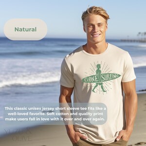 Surfavontuur uniseks T-shirt - casual strandkleding, zomercadeau, kleding surfliefhebber, vakantiekleding, cool grafisch T-shirt, surfshirt