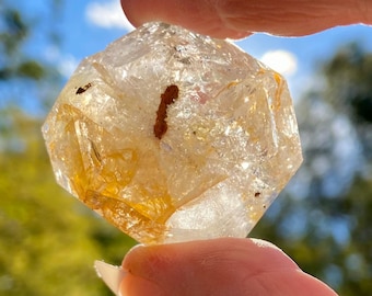 Elite Herkimer Diamond Quartz 40g With Record Keepers, Rainbows & Golden Inclusions