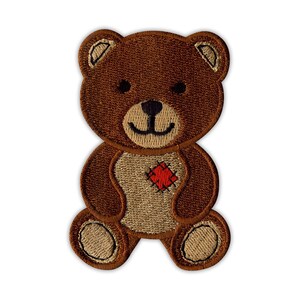 Peut inclure: Écusson brodé représentant un ours en peluche brun avec un ventre beige et un patch en forme de cœur rouge. L'ours a des yeux noirs et une bouche souriante. Le patch est conçu pour être thermocollé ou cousu sur du tissu.