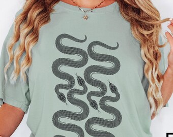 Comfort Colors® Snake T-shirt , Reptile Shirts, Pet Lover Gift, Animal Lover, Hiking Shirt, Kawaii Snake Shirt, Reptile Decor, Snake Shirt