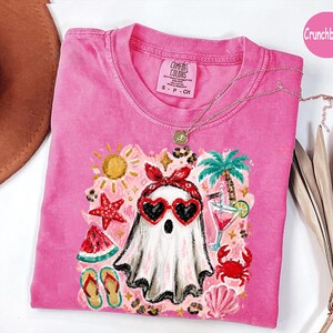 Comfort Colors® Spooky Summer Ghost Shirt, Beach Summerween Tee, Coquette Coastal Goth Top, Cute Retro Halloween Beachwear bild 8