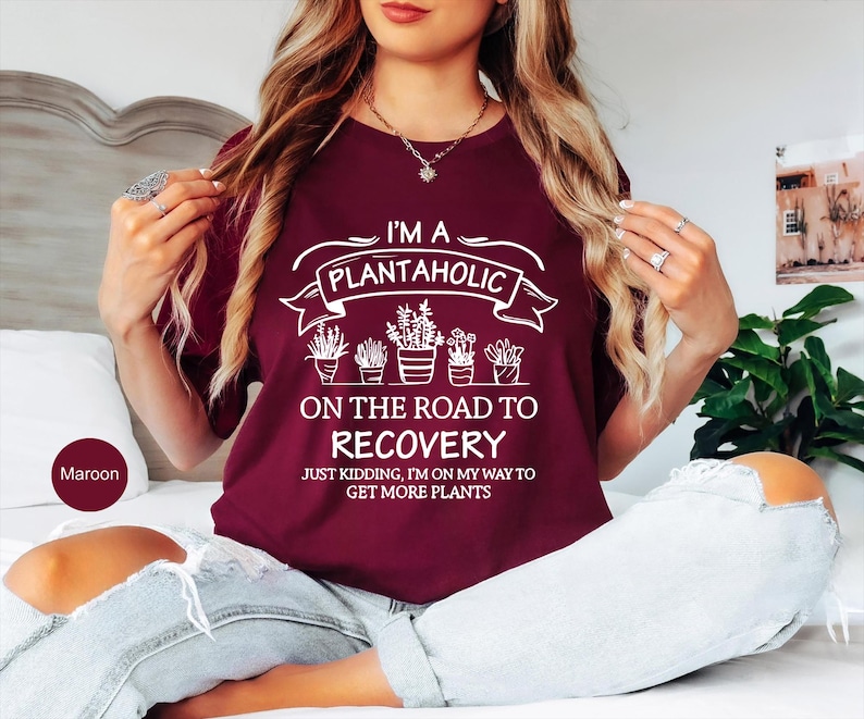 Cute Plantaholic Shirt, Plant Lover T Shirt, Plant Lady Shirt, Funny Gardener Gift, Cute Vegan TShirt, House Plants Shirt, Botanical T-Shirt image 6