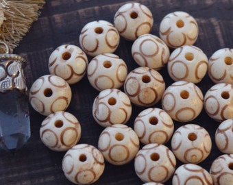 Circles: Hand Carved Rondelle Bone Beads, Cream White, 14x11mm, 5 loose large hole bone beads / Mala from Nepal, Prayer Beads / Supplies