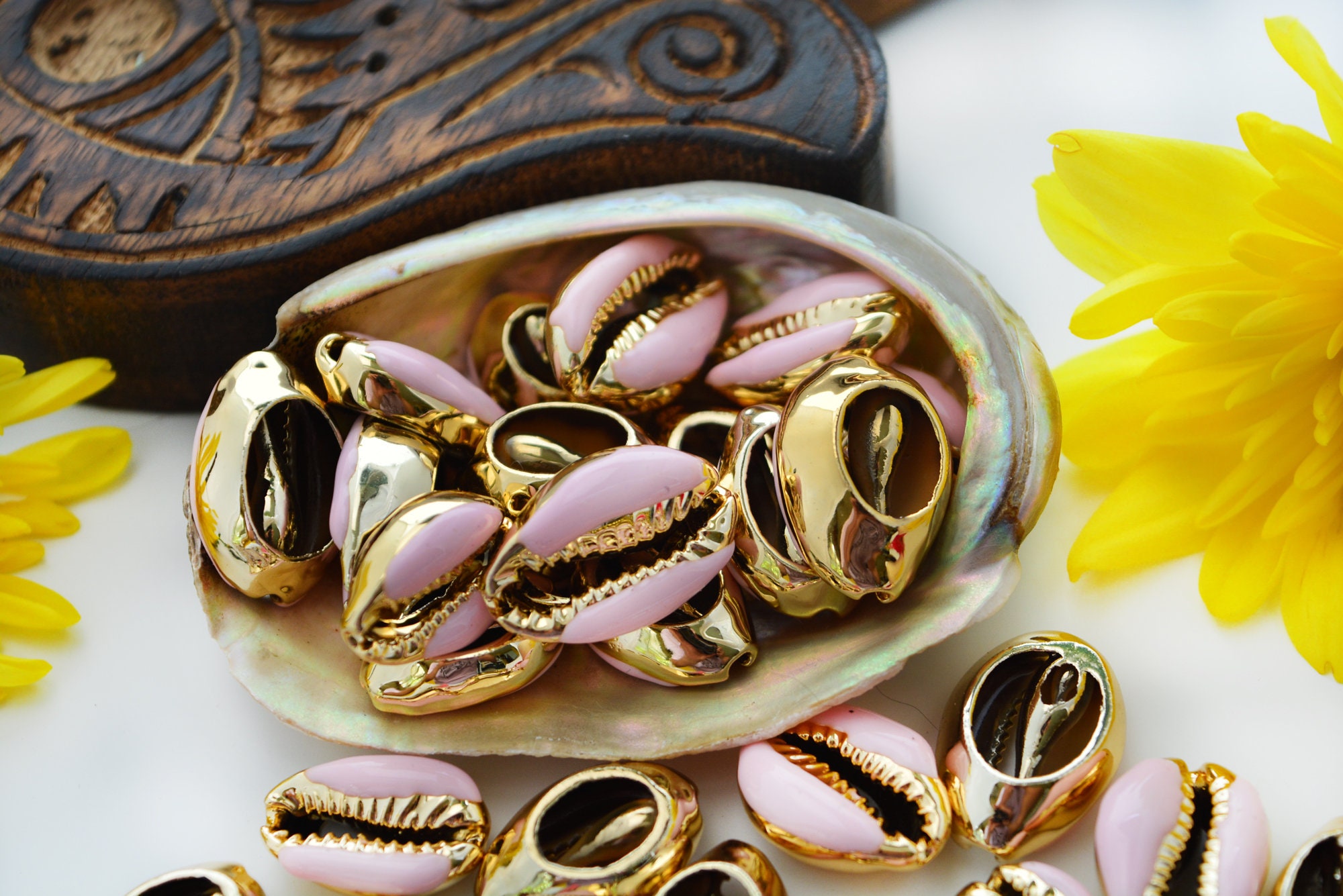 Plated Shells Light Pink Enamel Cowrie Shell – 1 Shell, Gold-plated Shell Charm for ...