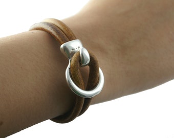 Silver Hook and Loop Leather Clasp, 24x10mm, 1 clasp / Leather Closure, Findings, Halo Clasp, Unisex Clasp, Jewelry Supplies