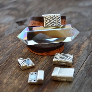 Arrow Small Magnetic Clasp for Flat Leather: 14x20mm, One Silver Plated Jewelry Clasp