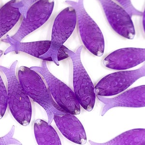 Ice Purple Fish Charm – 27mm Fisherman Aesthetic Resin Charm in Transparent Purple, 1 Pendant, German Resin, Sardine Girl Jewelry