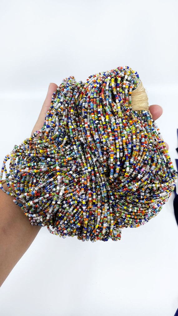 ブルートーンのヴィンテージガーナクリスマスビーズ - 36インチ