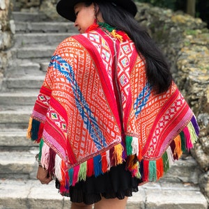Color En La Calle: Authentic Vintage Peruvian Poncho, Traditional ...