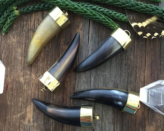 Natural Inlaid Horn Tusk Pendant from Nepal with Shiny Brass Cap, 20x60mm, 1 pc / Lightweight, Teeth Shaped Pendant / Jewelry Supplies