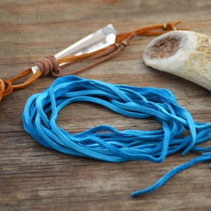 Bleu turquoise : bracelet en cuir de cerf, 3 mm (1/8 po.) x 36 po., cuir de cerf, dentelle de cerf douce pour la fabrication de bijoux et l'artisanat