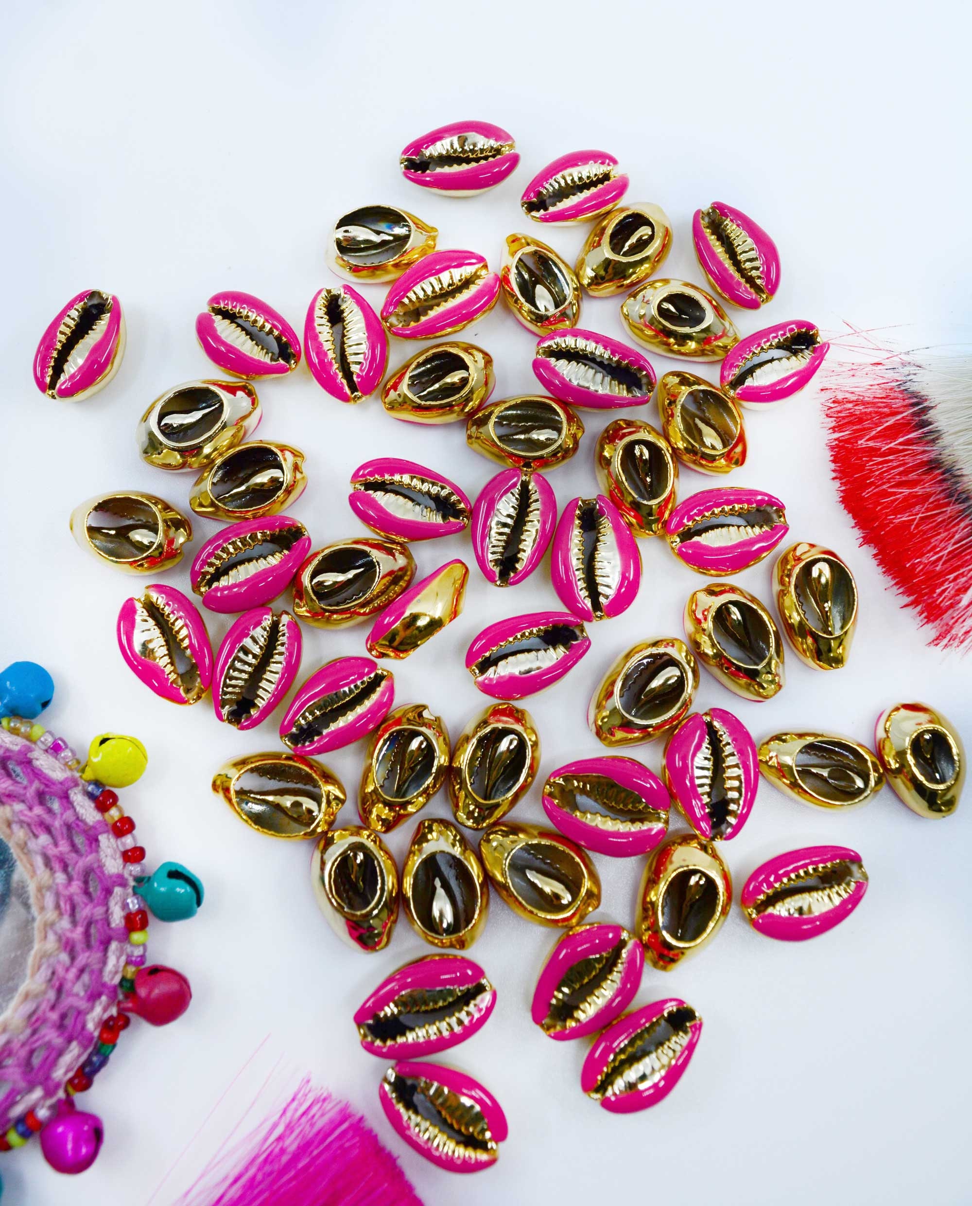 Plated Shells Hot Pink Enamel Cowrie Shell – 1 Shell, Gold-plated Shell Charm for ...
