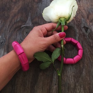 Fuchsia Pink River Bead Stretch Tagua Bracelet, Eco-Friendly Fair Trade Jewelry, Handmade Vegetable Ivory Bracelets, Unique Gift for Her
