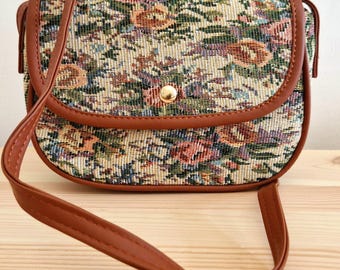 Mini crossbody bag with adjustable strap – floral fabric shoulder bag – boho vintage bag – women’s retro bag – festival bag