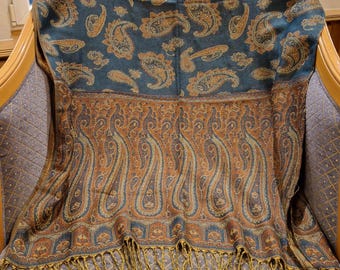 Warm scarf with paisley pattern, fine scarf, soft neckerchief for women